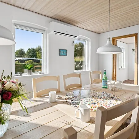 Cajsa - 200m From The Sea By Interhome Feriehus