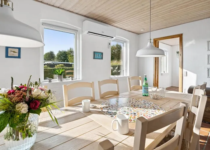 Cajsa - 200m From The Sea By Interhome