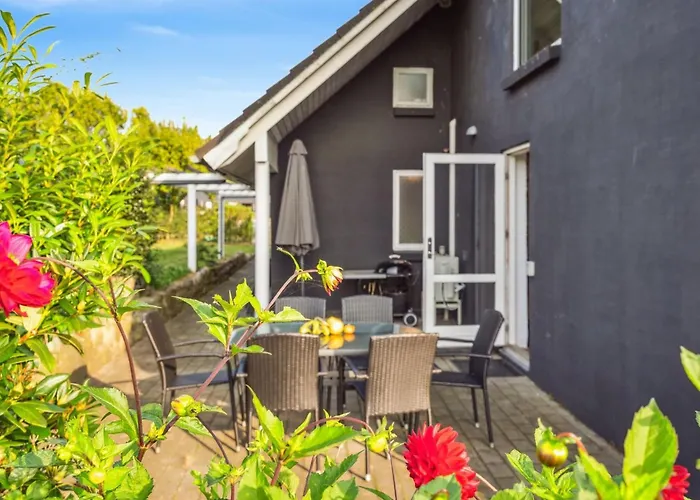 Cajsa - 200m From The Sea By Interhome Hébergement de vacances Sjolund