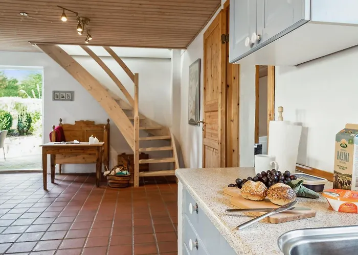 Cajsa - 200m From The Sea By Interhome * Sjolund